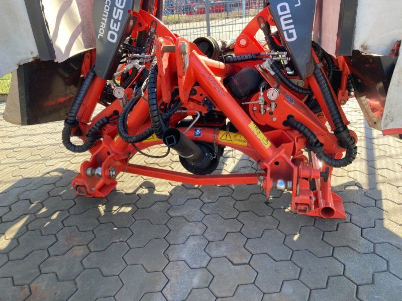 Kuhn GMD 9530 Lift Control