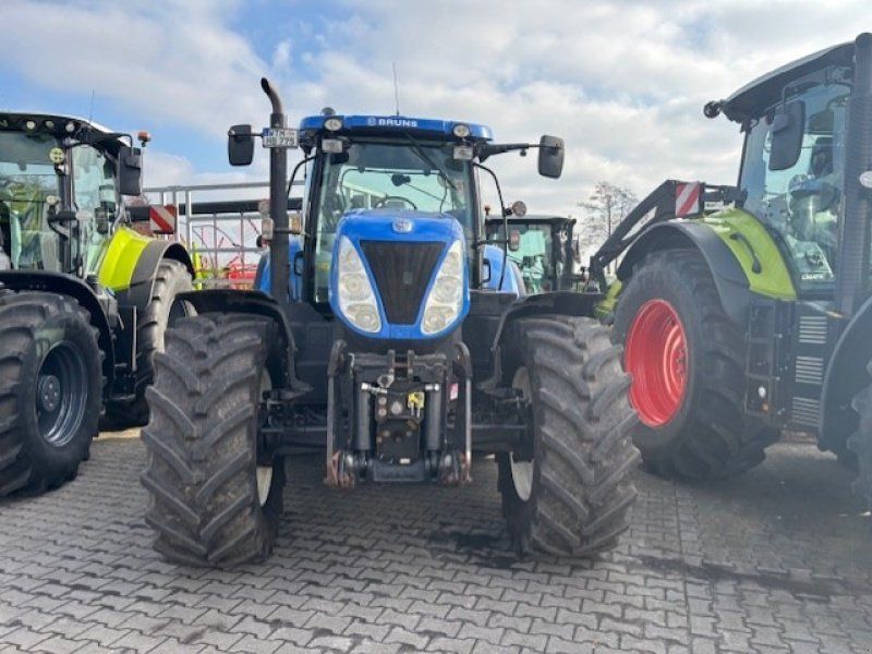 New Holland T7. 270