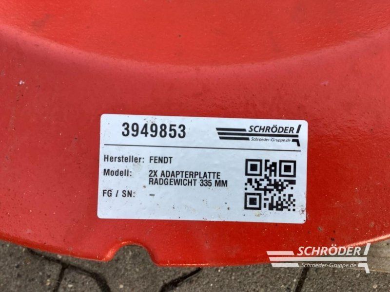 Fendt ANBAUSATZ / ADAPTERPLATTEN RADGEWICHTE