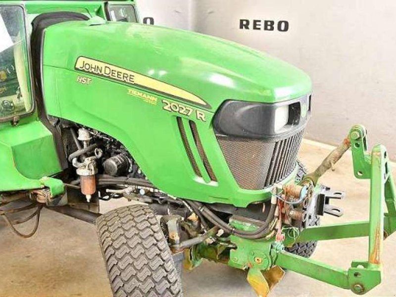 John Deere 2027R KOMPAKTTRAKTOR