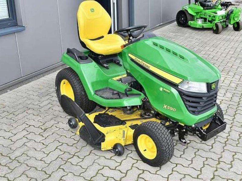 John Deere X590 RASEN