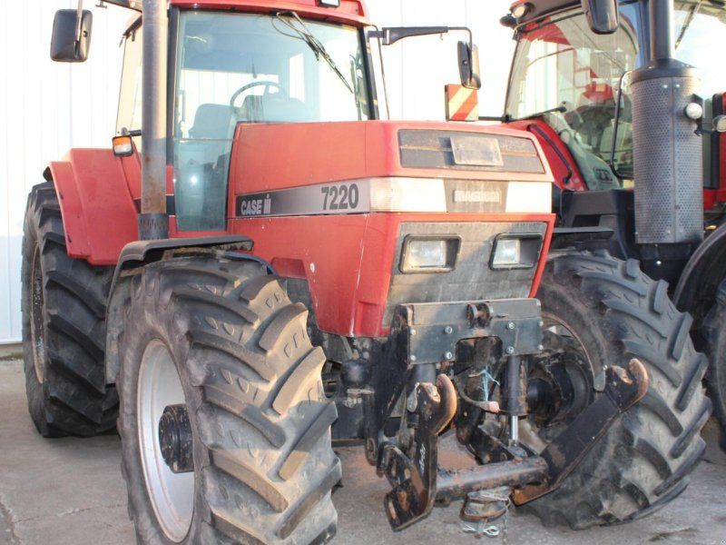 Case IH Magnum 7220