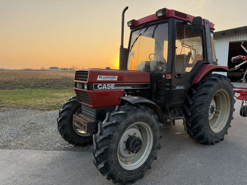Case IH 885 XL