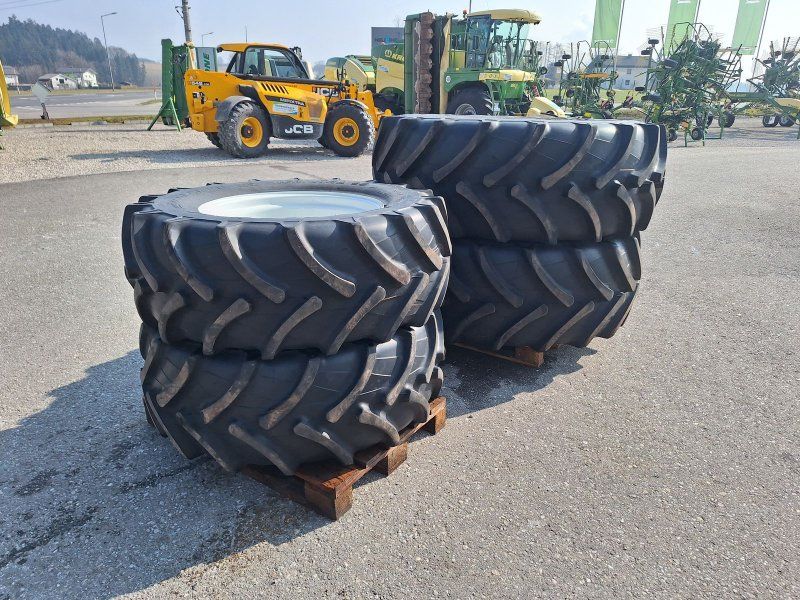 Maxam 600/65R38+480/65R28 Kompletträder