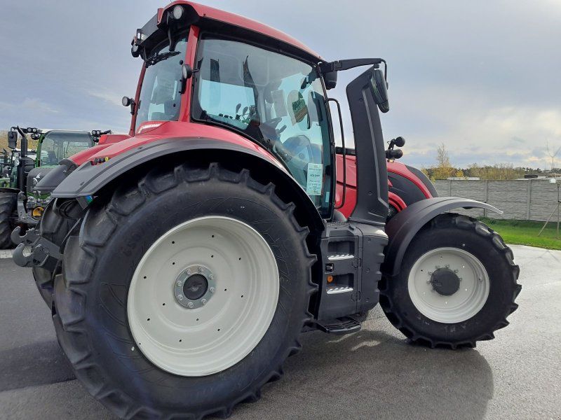 Valtra T175e Active