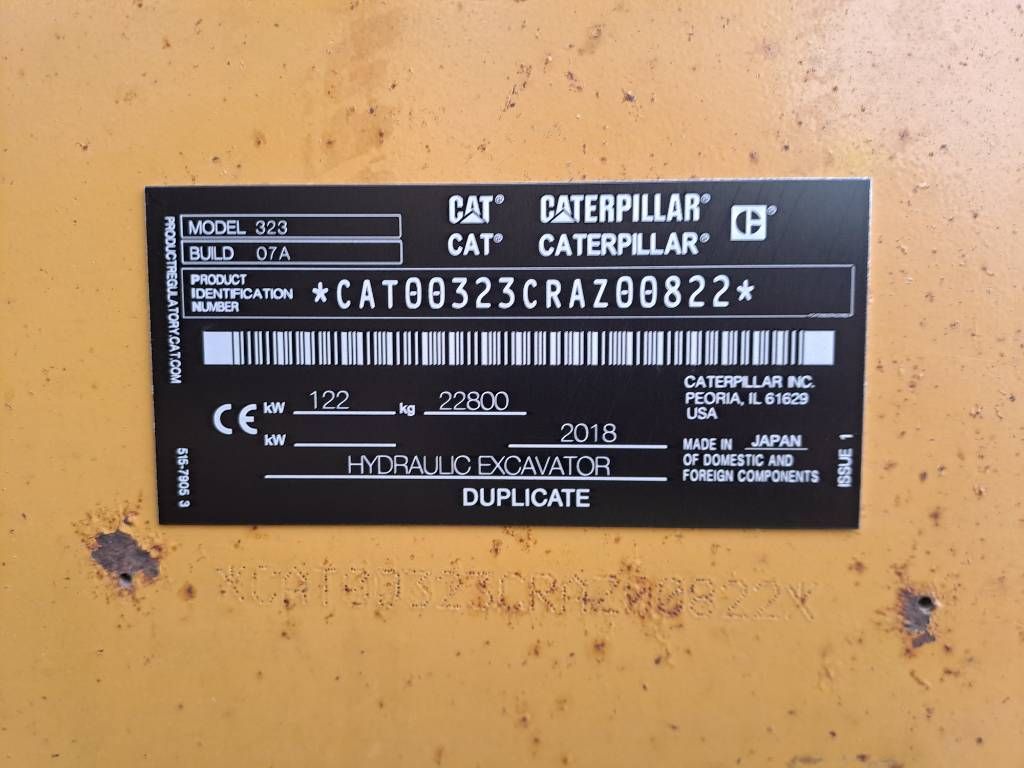 CAT 323 (Integrated Trimble GPS + Tilt Bucket)