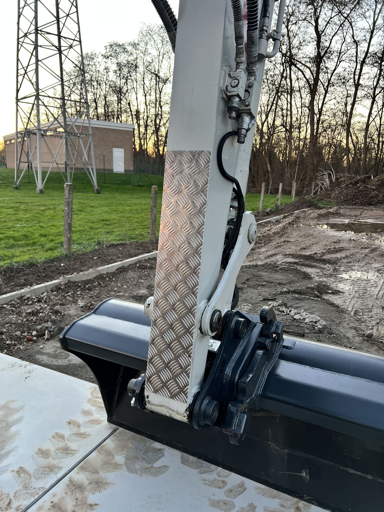 Takeuchi TB295W bandenkraan