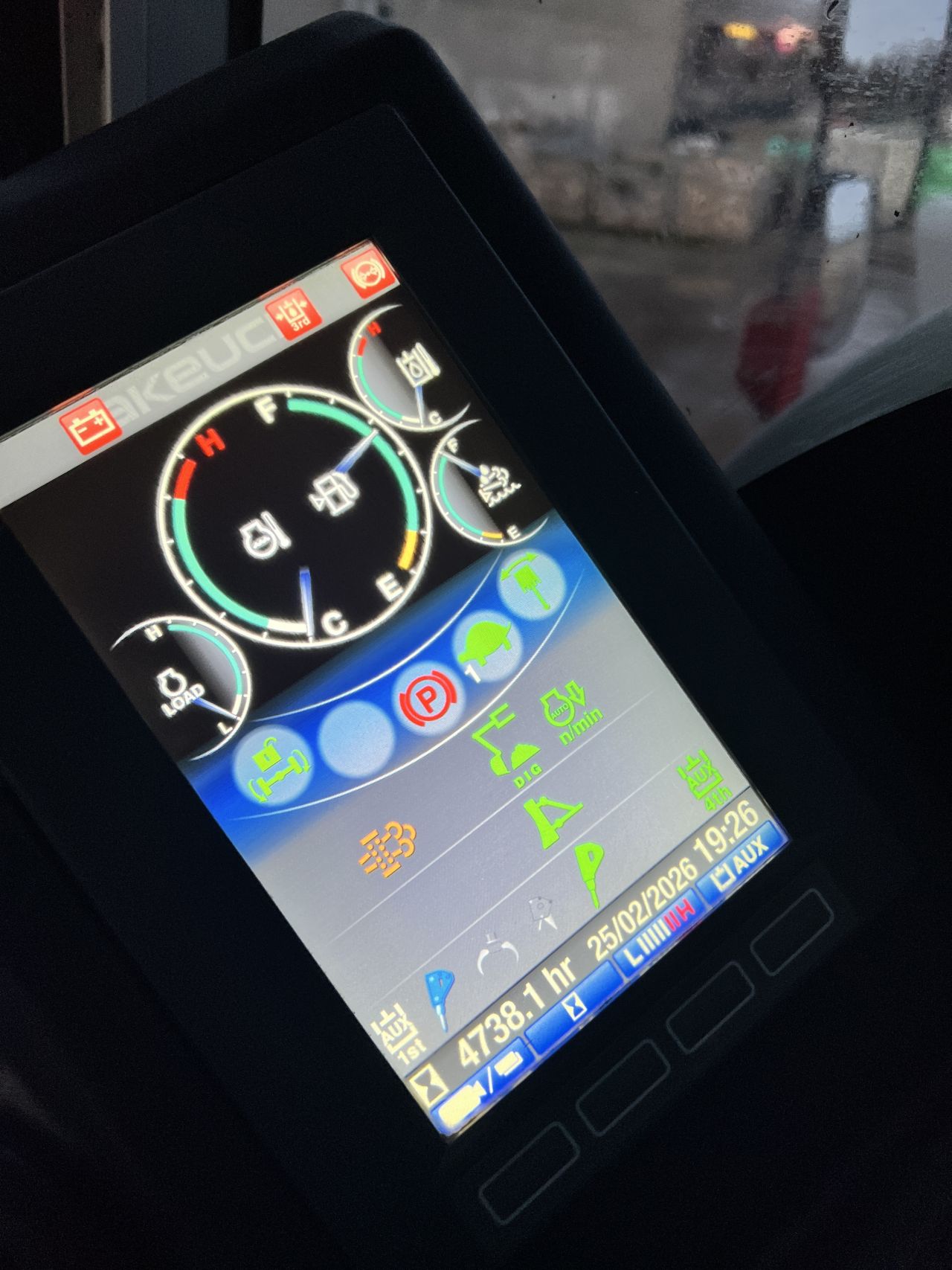 Takeuchi TB295W bandenkraan