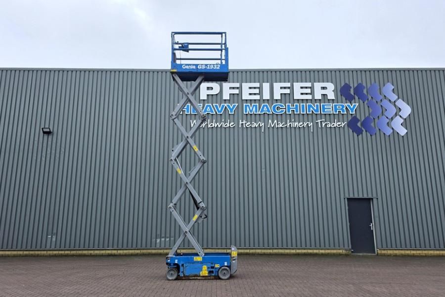 Genie GS1932 Electric, Working Height 7.8 m, 227kg Capac