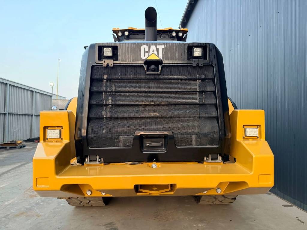 CAT 962M