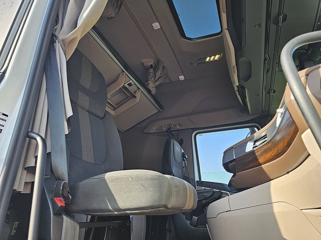 DAF XG+ 530 xg+ intarder 2x tank