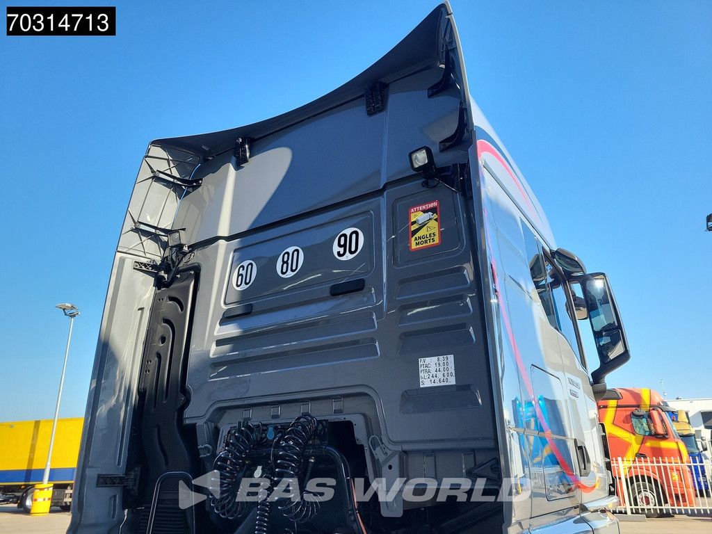 MAN TGX TGX 18.510 4X2 Individual Lion S! GX APK 10-2026 Retarder 2x Tank Full-Air Leather ACC Navi Standklima