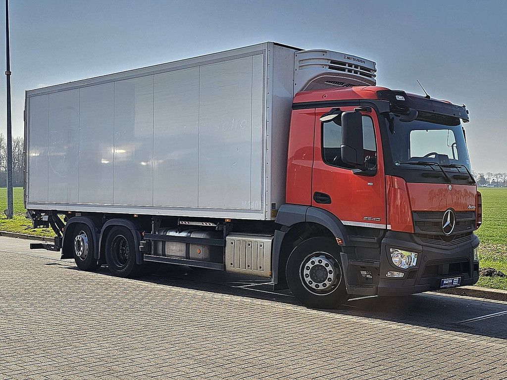 MERCEDES-BENZ ANTOS 2540 6x2*4