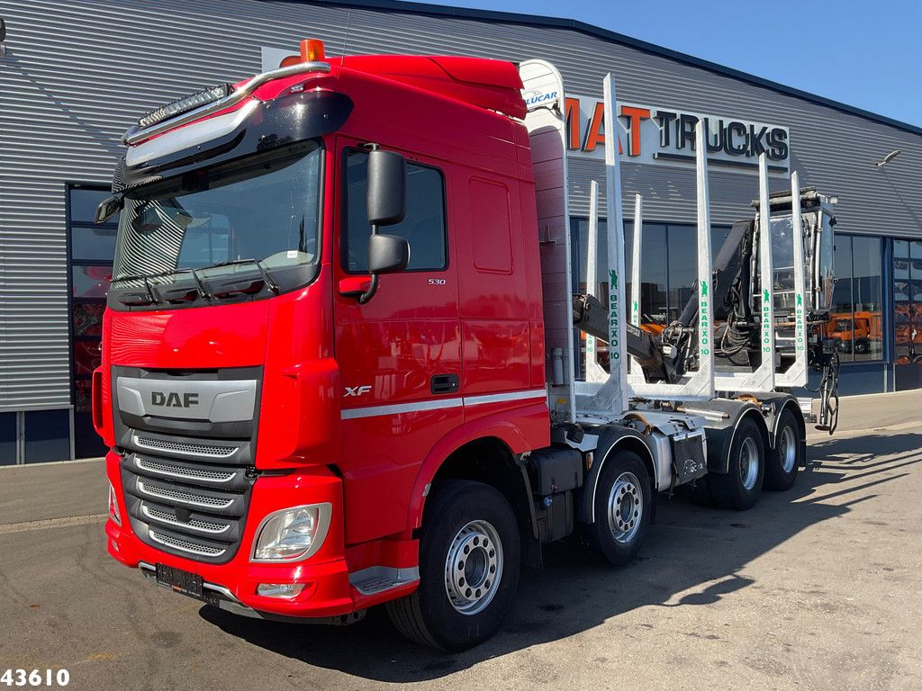 DAF FAD XF 530 8x4 Holzkran