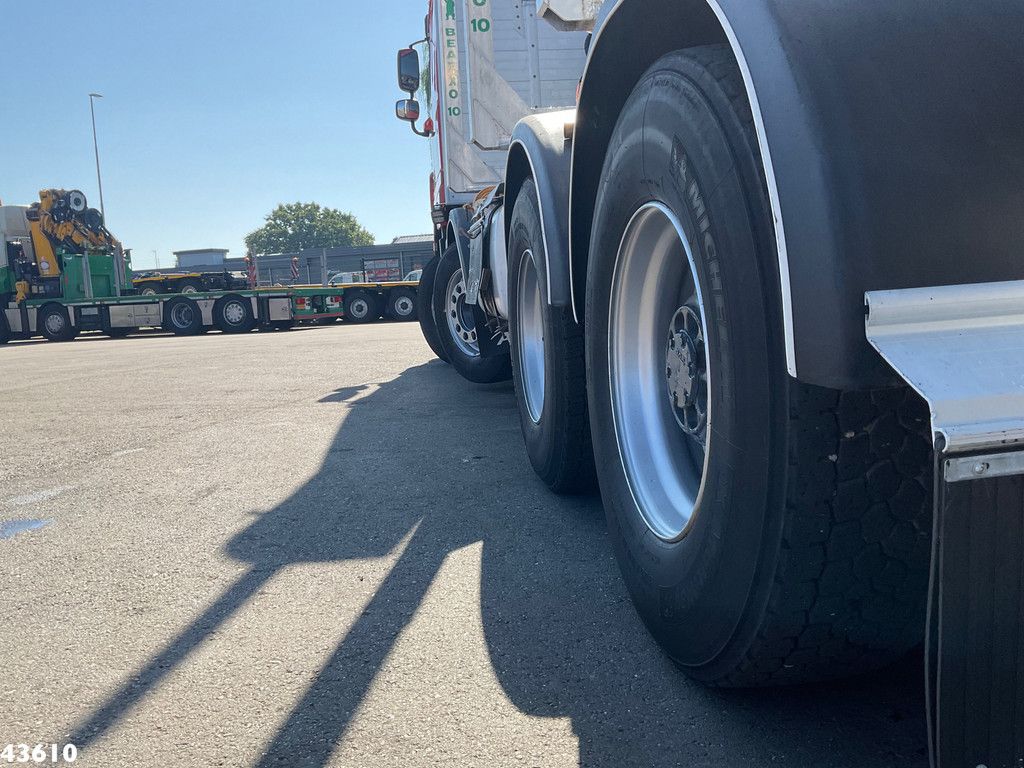 DAF FAD XF 530 8x4 Holzkran