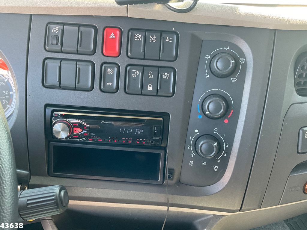 DAF LF 180 Euro 6 14 Ton haakarmsysteem Just 117.371 km!