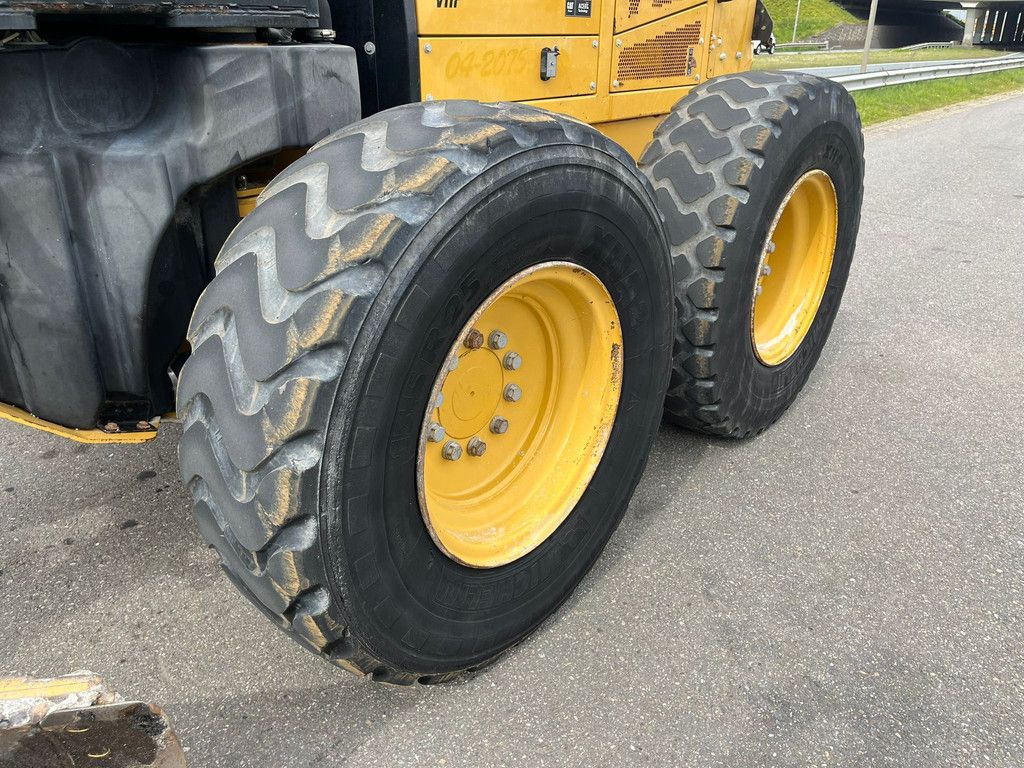 Caterpillar 12M Motor Grader