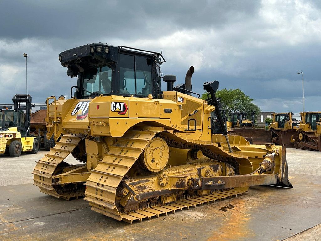 Caterpillar D6 LGP
