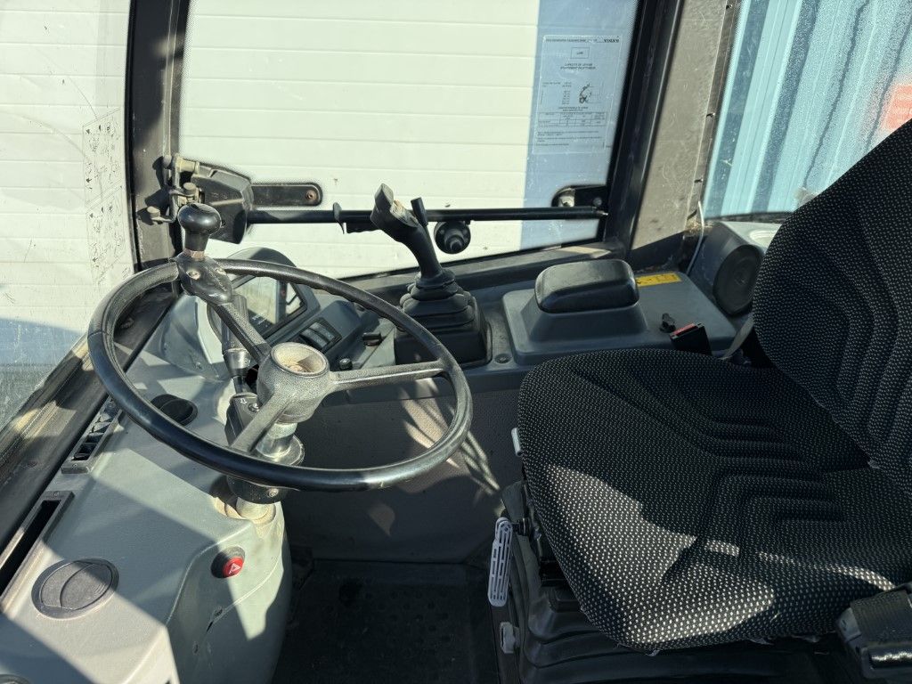 VOLVO L25B ( BJR 2007 ) 5940 UUR