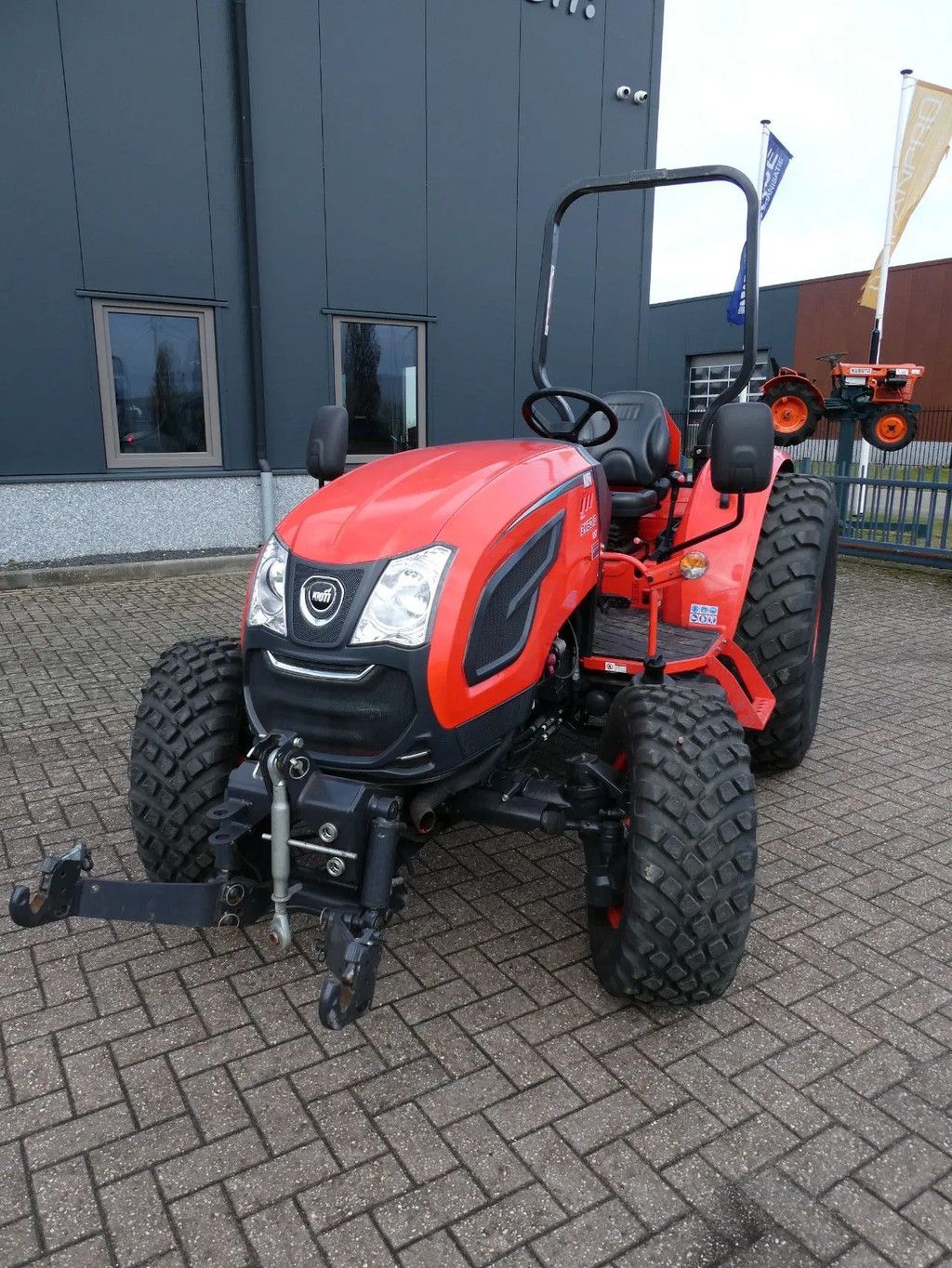 Kioti DK6010 4wd HST / 00338 Draaiuren / Garden Pro Banden