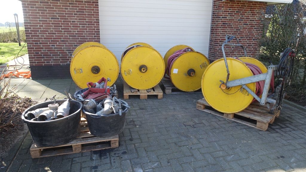 Aquaco Hydraulische oprolbare haspels met slang en sproeiers