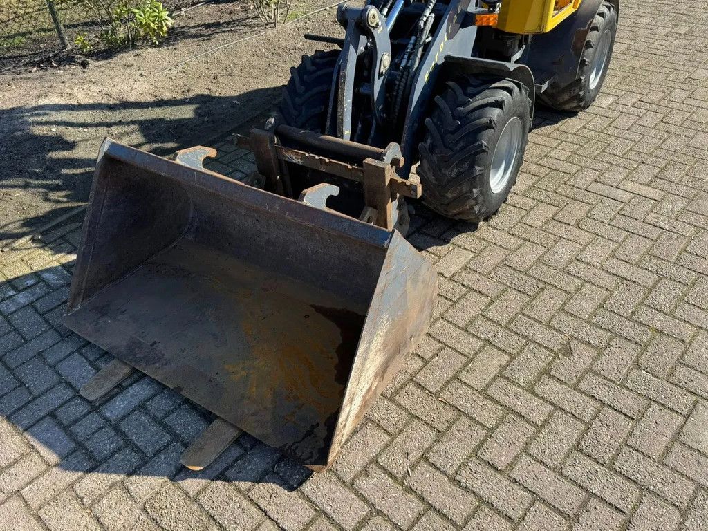 Eurotrac W11 Minishovel + bak & vorken