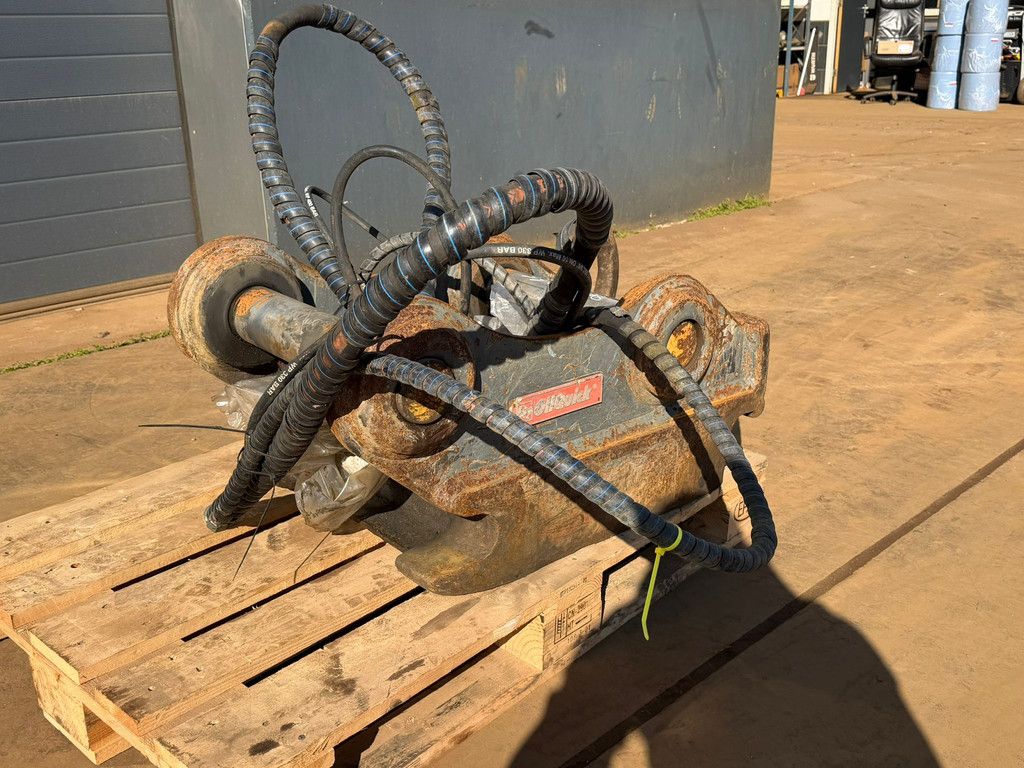 OilQuick Quick coupler OQ80