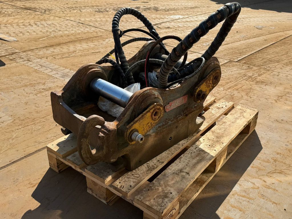 OilQuick Quick coupler OQ80