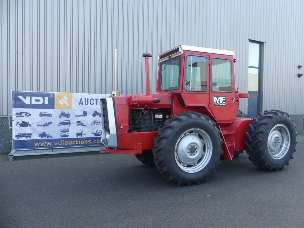 Massey Ferguson 1200