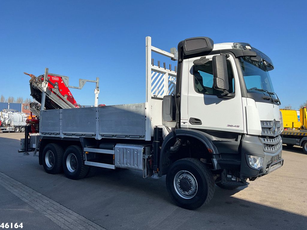 Mercedes-Benz Arocs 3345 6x6 Fassi 45 Tonmeter laadkraan Just 101.867 km!