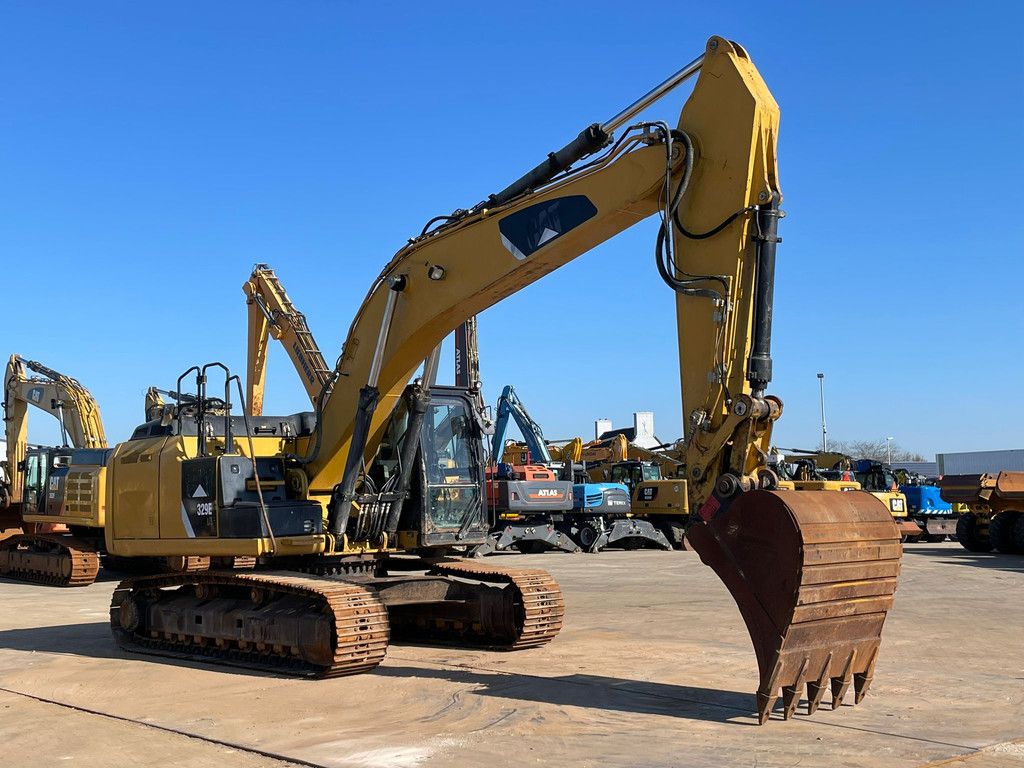 Caterpillar 329ELN