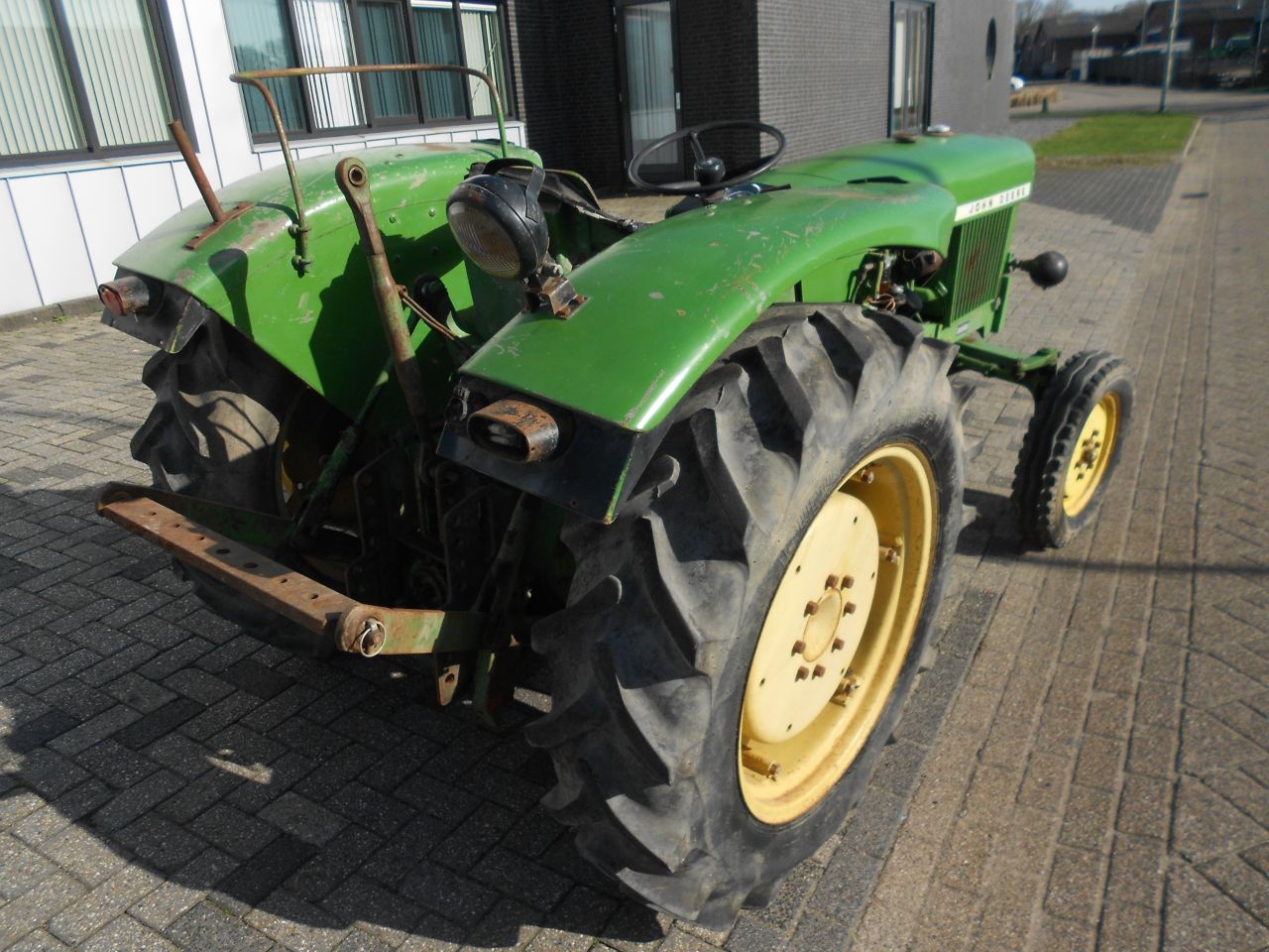 John deere 820