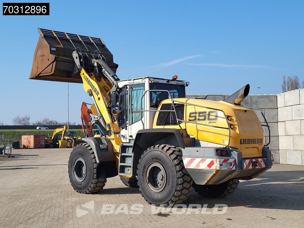 Liebhher L550