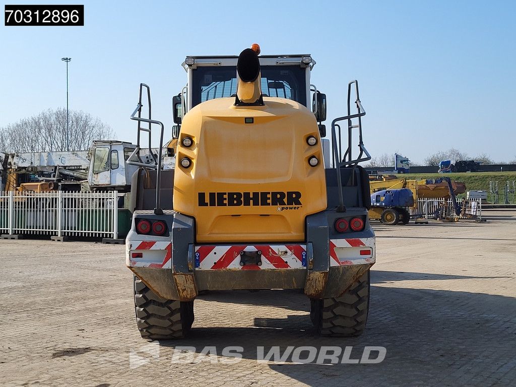 Liebhher L550