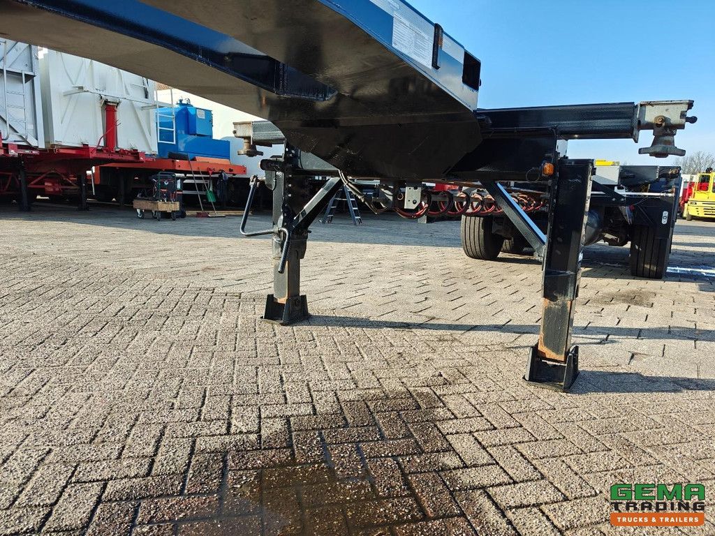 Broshuis MFCC 3 Axles - ADR - Lift axle - Disc brakes - 2x 20FT - 1x 30FT - 1x 40FT - 1x 45FT - TOP!