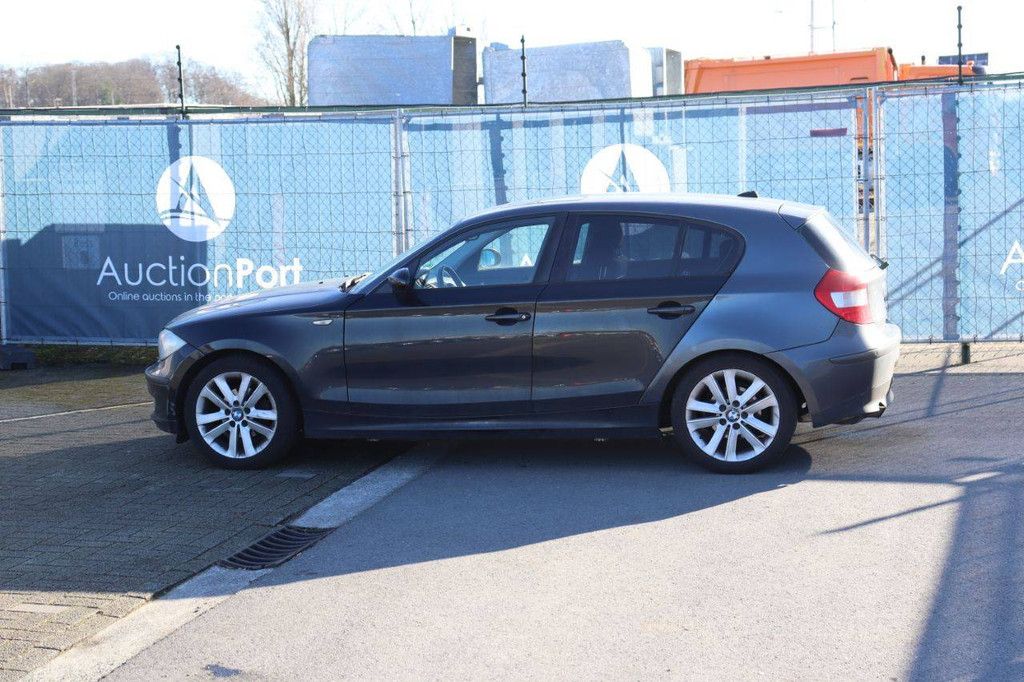Pkw BMW 116i Benzin 115 PS 2006 (Margin)