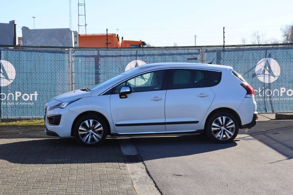 Pkw Peugeot 3008 Benzin 130 PS 2016 (Margin)