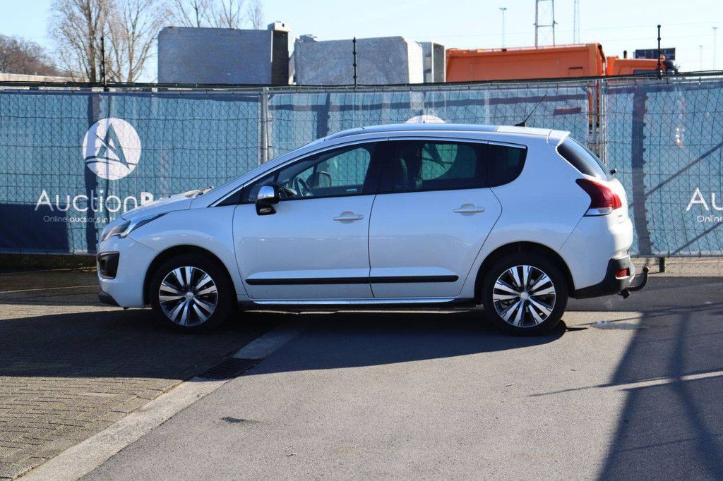 Pkw Peugeot 3008 Benzin 130 PS 2016 (Margin)