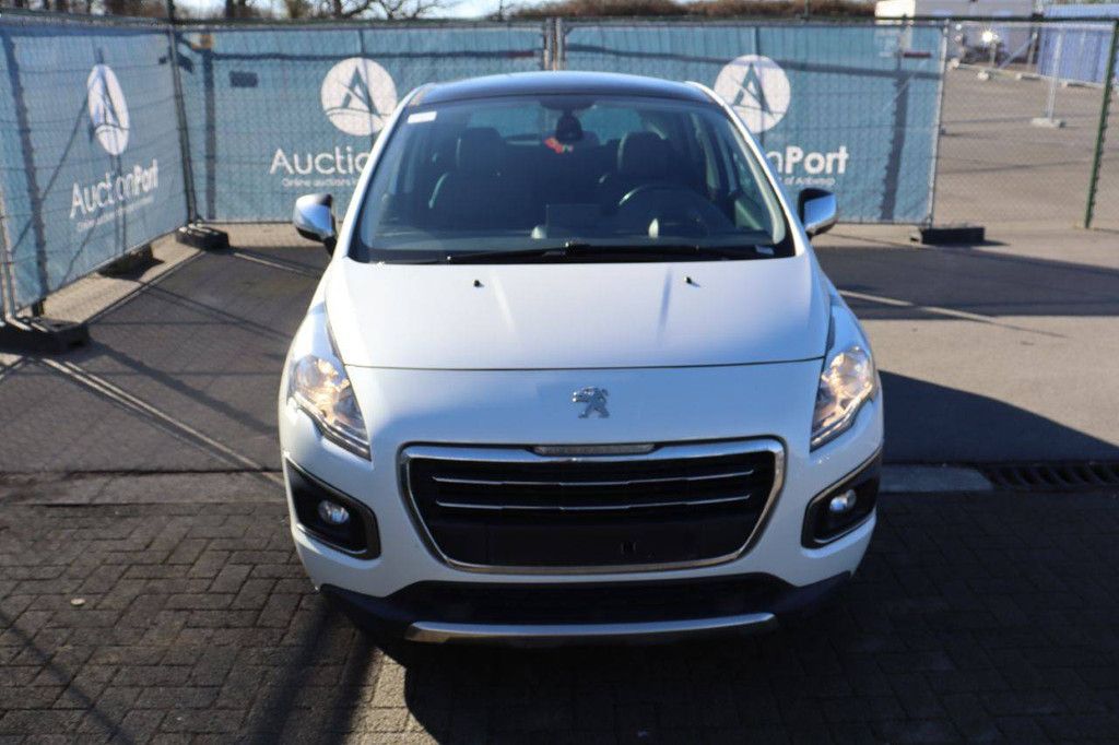Pkw Peugeot 3008 Benzin 130 PS 2016 (Margin)
