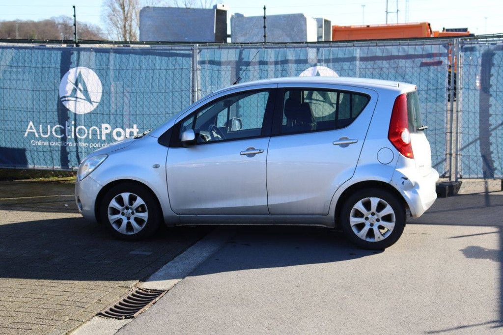 Pkw Opel Agila Benzin 65 PS 2010 (Marge)