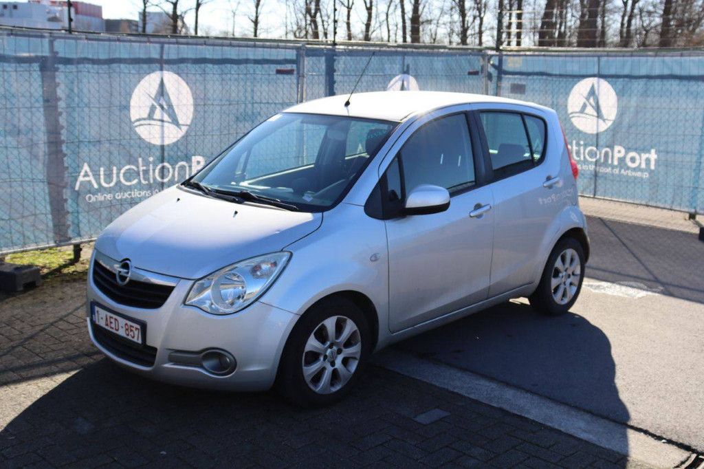 Pkw Opel Agila Benzin 65 PS 2010 (Marge)