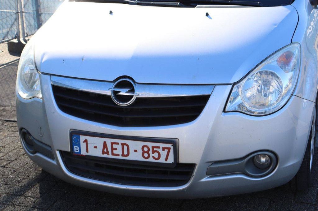 Pkw Opel Agila Benzin 65 PS 2010 (Marge)