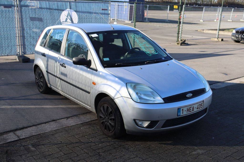 Passenger car Ford Fiesta Diesel 100 hp 2004 (Margin)