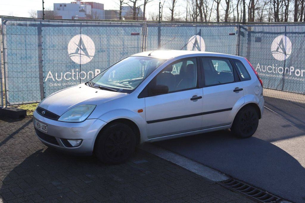 Passenger car Ford Fiesta Diesel 100 hp 2004 (Margin)