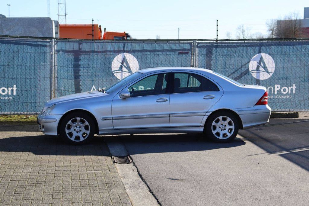 Passenger car Mercedes-Benz C-Classe Diesel 122 hp 2005 (Margin)