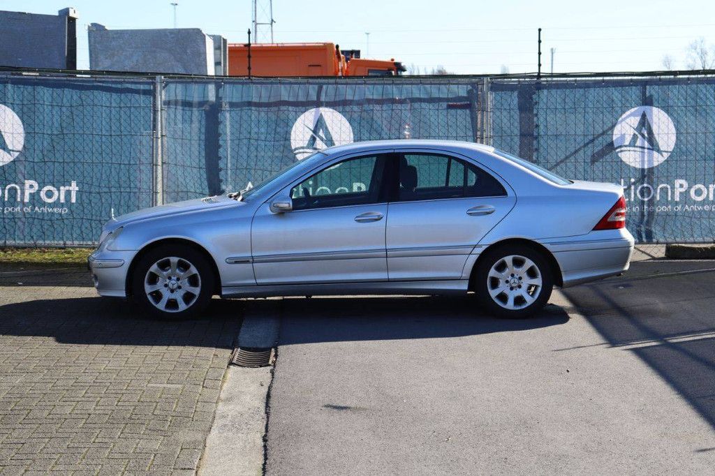 Passenger car Mercedes-Benz C-Classe Diesel 122 hp 2005 (Margin)
