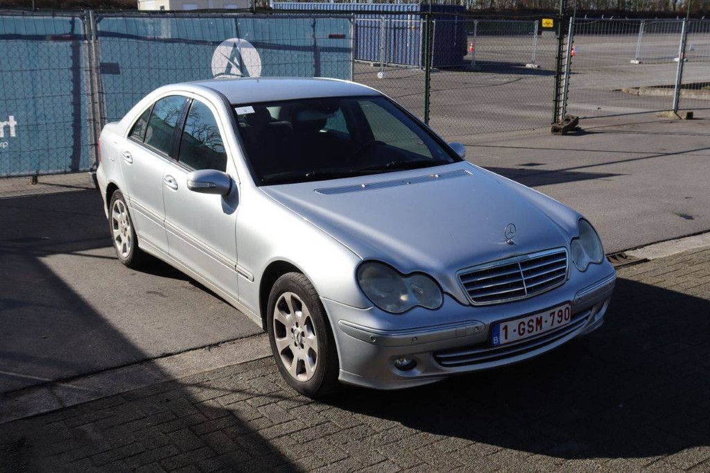 Passenger car Mercedes-Benz C-Classe Diesel 122 hp 2005 (Margin)