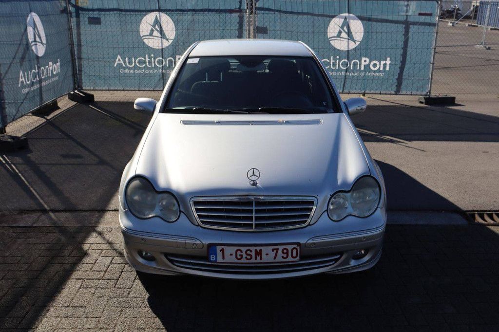 Passenger car Mercedes-Benz C-Classe Diesel 122 hp 2005 (Margin)