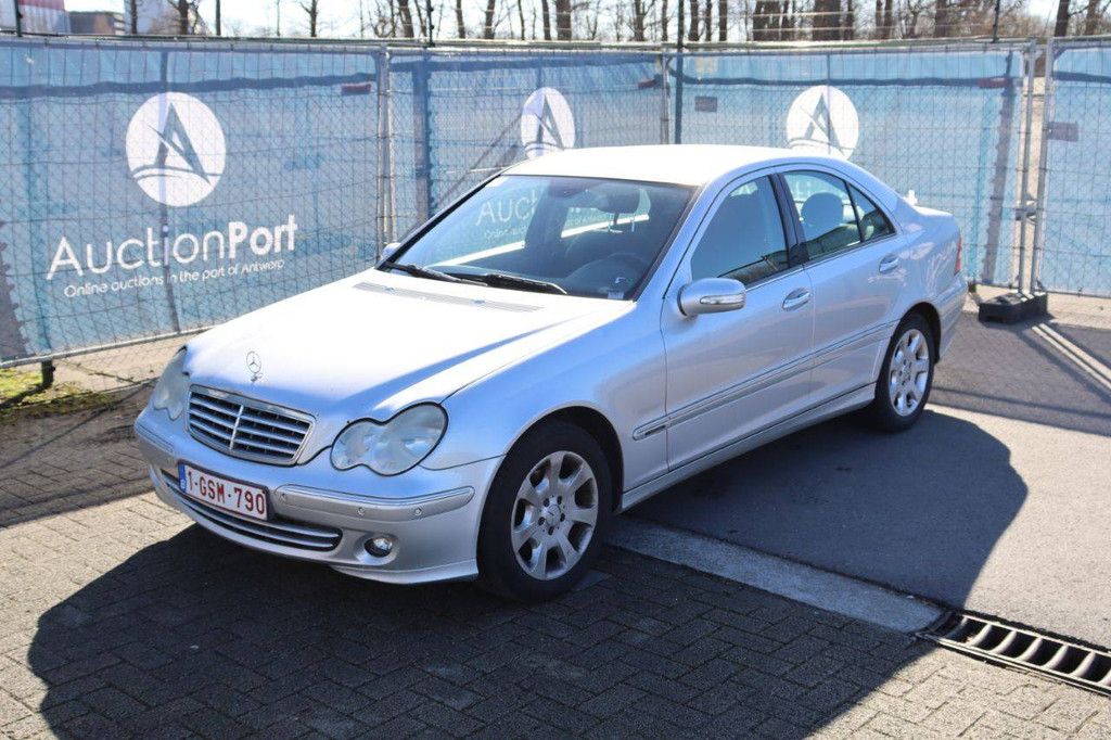 Passenger car Mercedes-Benz C-Classe Diesel 122 hp 2005 (Margin)
