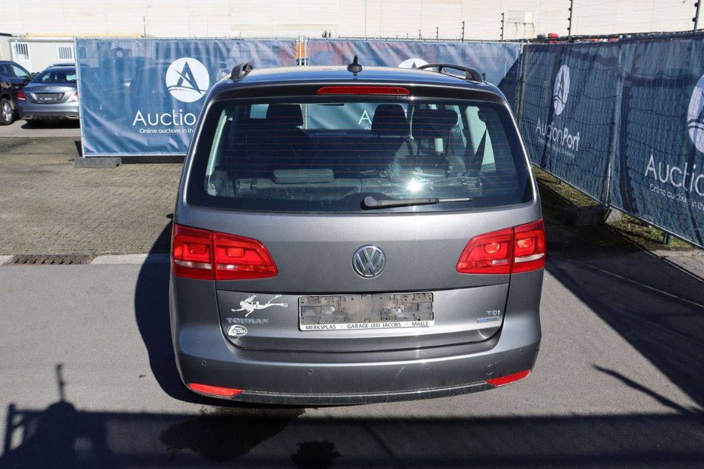 Pkw Volkswagen Touran Diesel 105 PS 2012 (Margin)